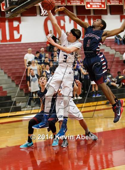 Thumbnail 3 in McClintock vs Cactus Shadows (Paradise Valley Invitational) photogallery.