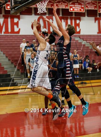 Thumbnail 1 in McClintock vs Cactus Shadows (Paradise Valley Invitational) photogallery.