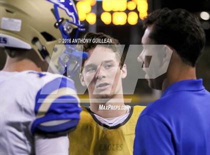 Thumbnail 3 in Mater Dei vs. Santa Margarita photogallery.
