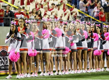 Thumbnail 1 in Mater Dei vs. Santa Margarita photogallery.