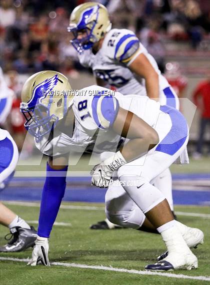 Thumbnail 3 in Mater Dei vs. Santa Margarita photogallery.