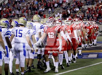 Thumbnail 2 in Mater Dei vs. Santa Margarita photogallery.