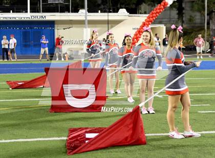 Thumbnail 1 in Mater Dei vs. Santa Margarita photogallery.