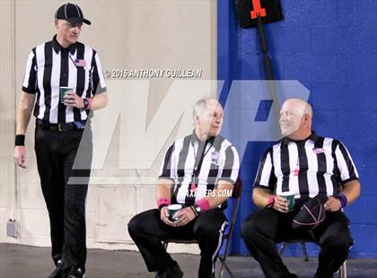 Thumbnail 2 in Mater Dei vs. Santa Margarita photogallery.