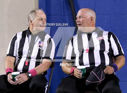 Thumbnail 1 in Mater Dei vs. Santa Margarita photogallery.
