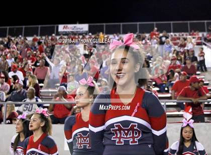 Thumbnail 2 in Mater Dei vs. Santa Margarita photogallery.