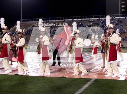Thumbnail 3 in Mater Dei vs. Santa Margarita photogallery.