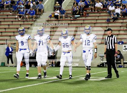 Thumbnail 3 in Mater Dei vs. Santa Margarita photogallery.