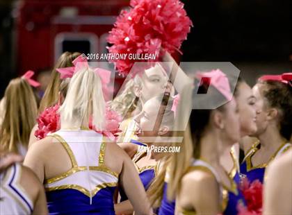 Thumbnail 2 in Mater Dei vs. Santa Margarita photogallery.