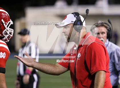 Thumbnail 1 in Mater Dei vs. Santa Margarita photogallery.