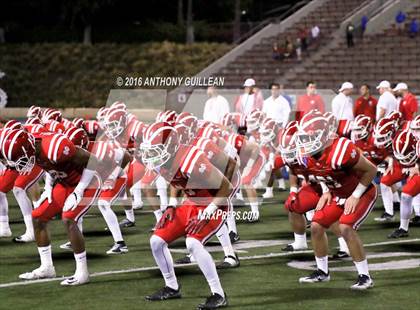 Thumbnail 3 in Mater Dei vs. Santa Margarita photogallery.