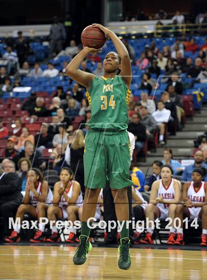 Thumbnail 2 in Salesian vs. Long Beach Poly (CIF State Open Open Division Final) photogallery.