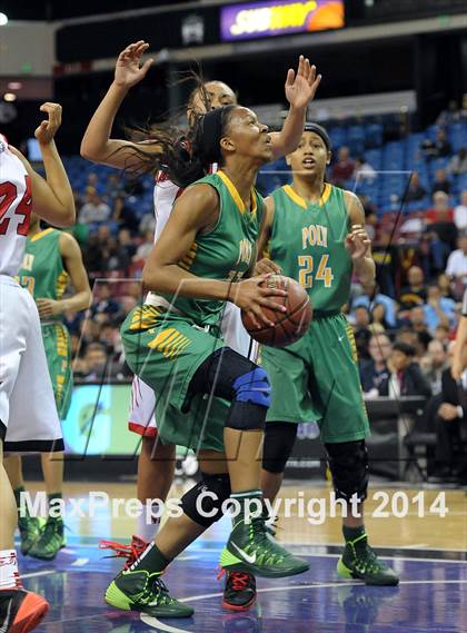 Thumbnail 3 in Salesian vs. Long Beach Poly (CIF State Open Open Division Final) photogallery.