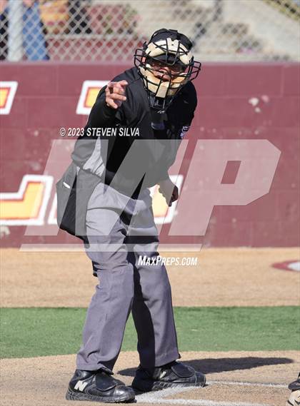 Thumbnail 1 in Elk Grove vs. Point Loma (72nd Annual San Diego Lions Tournament) photogallery.