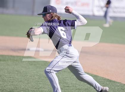 Thumbnail 1 in Elk Grove vs. Point Loma (72nd Annual San Diego Lions Tournament) photogallery.