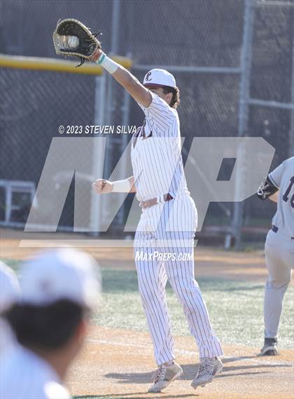Thumbnail 2 in Elk Grove vs. Point Loma (72nd Annual San Diego Lions Tournament) photogallery.