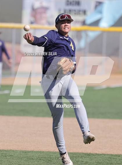 Thumbnail 2 in Elk Grove vs. Point Loma (72nd Annual San Diego Lions Tournament) photogallery.
