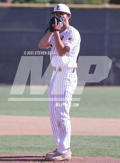 Thumbnail 1 in Elk Grove vs. Point Loma (72nd Annual San Diego Lions Tournament) photogallery.