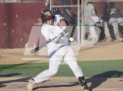 Thumbnail 2 in Elk Grove vs. Point Loma (72nd Annual San Diego Lions Tournament) photogallery.