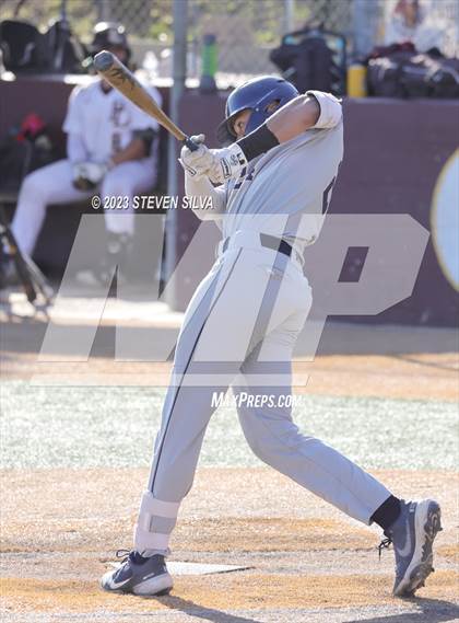 Thumbnail 2 in Elk Grove vs. Point Loma (72nd Annual San Diego Lions Tournament) photogallery.