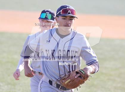Thumbnail 3 in Elk Grove vs. Point Loma (72nd Annual San Diego Lions Tournament) photogallery.
