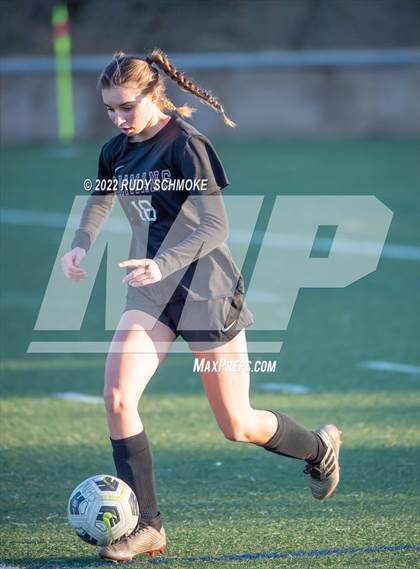 Thumbnail 2 in Mission Vista vs. Classical Academy photogallery.
