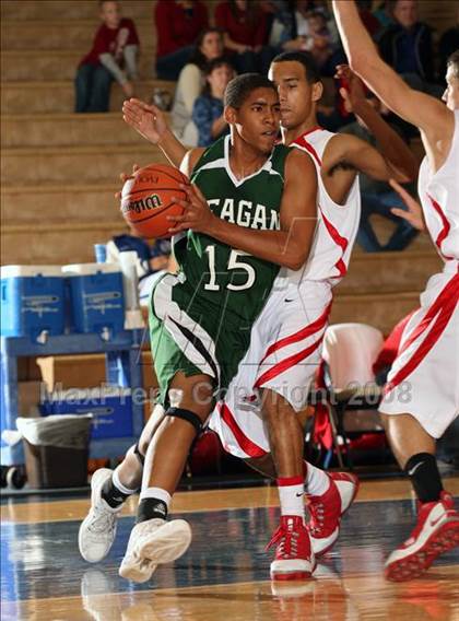 Thumbnail 2 in Belton vs. San Antonio Reagan (Georgetown Jack Frost Invitational) photogallery.