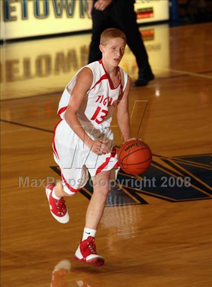 Thumbnail 3 in Belton vs. San Antonio Reagan (Georgetown Jack Frost Invitational) photogallery.