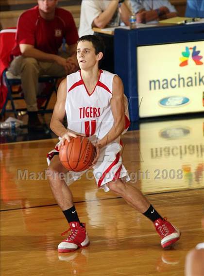 Thumbnail 3 in Belton vs. San Antonio Reagan (Georgetown Jack Frost Invitational) photogallery.