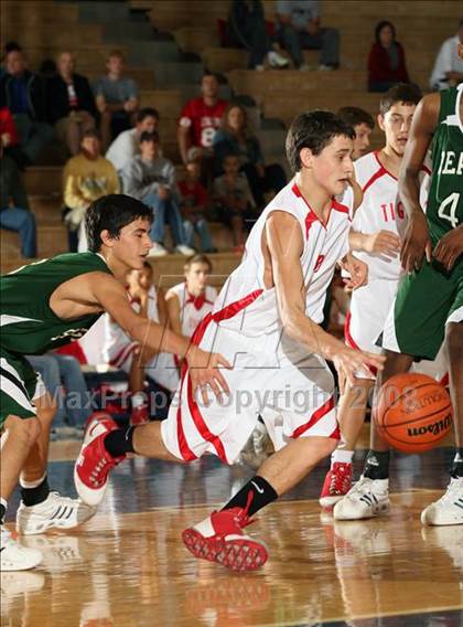 Thumbnail 2 in Belton vs. San Antonio Reagan (Georgetown Jack Frost Invitational) photogallery.