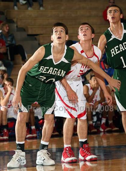 Thumbnail 1 in Belton vs. San Antonio Reagan (Georgetown Jack Frost Invitational) photogallery.