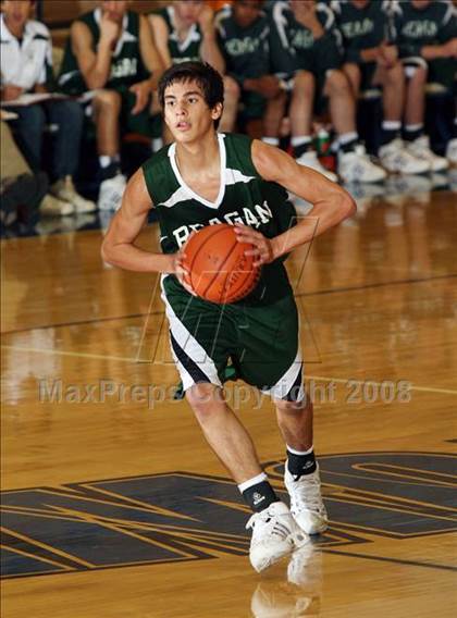 Thumbnail 2 in Belton vs. San Antonio Reagan (Georgetown Jack Frost Invitational) photogallery.