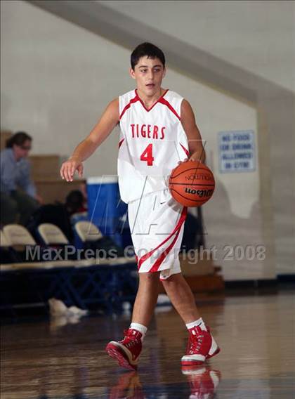 Thumbnail 2 in Belton vs. San Antonio Reagan (Georgetown Jack Frost Invitational) photogallery.