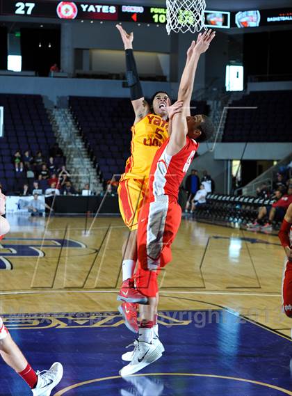 Thumbnail 2 in Mater Dei vs. Yates (Hoophall West Tournament) photogallery.
