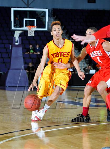 Thumbnail 3 in Mater Dei vs. Yates (Hoophall West Tournament) photogallery.