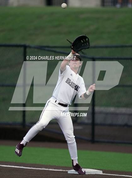 Thumbnail 1 in Diboll vs. East Bernard (UIL Baseball 3A Region III Area) photogallery.