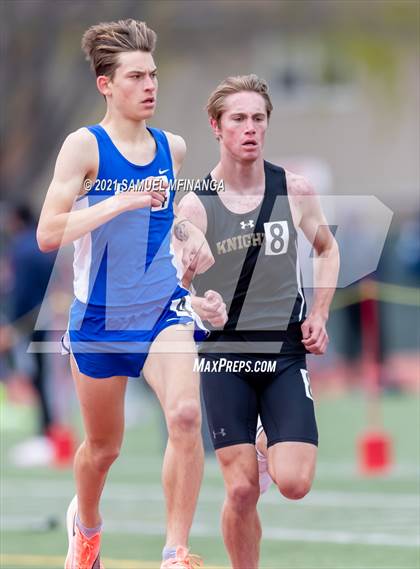 Thumbnail 3 in Harold Scott Invitational (3200 Meter) photogallery.