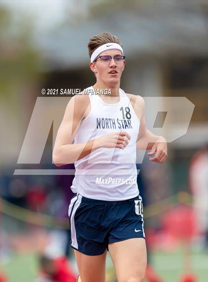 Thumbnail 2 in Harold Scott Invitational (3200 Meter) photogallery.