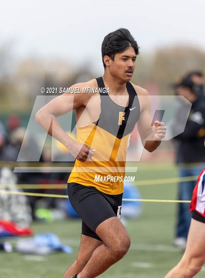 Thumbnail 3 in Harold Scott Invitational (3200 Meter) photogallery.