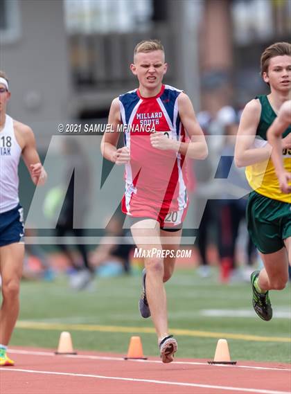 Thumbnail 3 in Harold Scott Invitational (3200 Meter) photogallery.