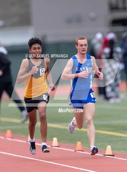 Thumbnail 1 in Harold Scott Invitational (3200 Meter) photogallery.