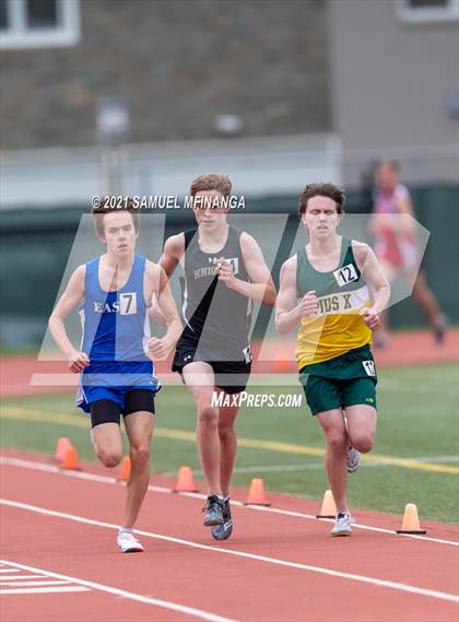 Thumbnail 2 in Harold Scott Invitational (3200 Meter) photogallery.