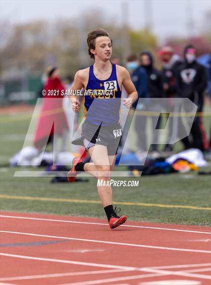 Thumbnail 2 in Harold Scott Invitational (3200 Meter) photogallery.