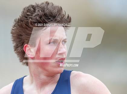 Thumbnail 1 in Harold Scott Invitational (3200 Meter) photogallery.
