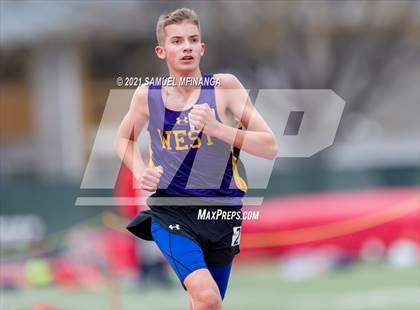 Thumbnail 1 in Harold Scott Invitational (3200 Meter) photogallery.