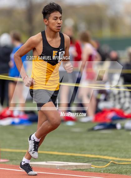 Thumbnail 1 in Harold Scott Invitational (3200 Meter) photogallery.