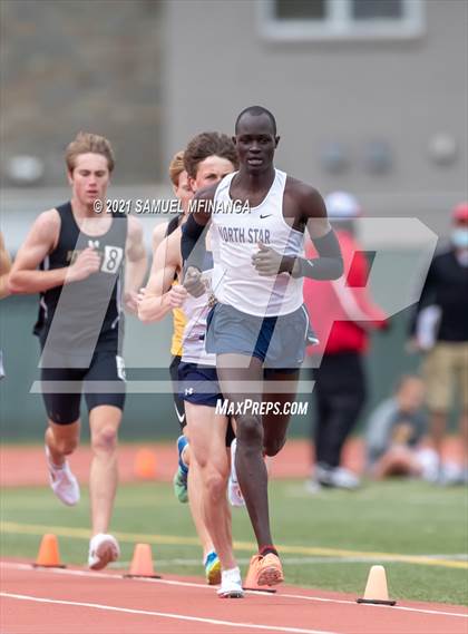 Thumbnail 1 in Harold Scott Invitational (3200 Meter) photogallery.