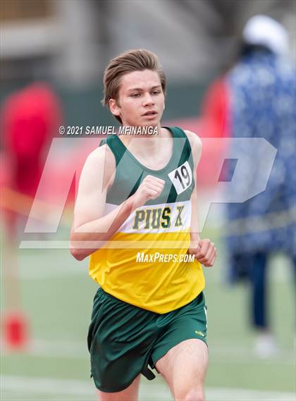Thumbnail 2 in Harold Scott Invitational (3200 Meter) photogallery.