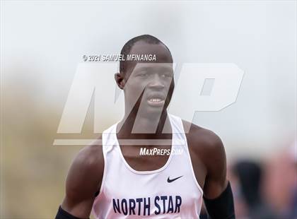 Thumbnail 2 in Harold Scott Invitational (3200 Meter) photogallery.