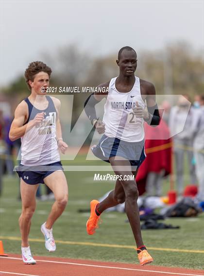 Thumbnail 3 in Harold Scott Invitational (3200 Meter) photogallery.